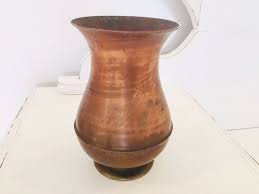 Vase En Cuivre Vintage Decor En Cuivre Rustique Pot De Etsy Decoration Cuivre Rustique Urne