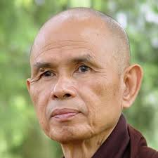 The Hermit and the Well [Hardcover] [2004] (Author) Thich Nhat Hanh, Vo-Dinh  Mai: Thich Nhat Hanh: Amazon.com: Books