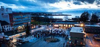 1 hour 15 min from oslo, about 1 hour from gardermoen airport. Dreamhamar Ecosistema Urbano