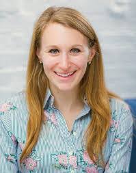 Lauren Crum's Instagram, Twitter & Facebook