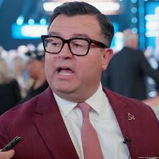 Coyotes CEO: Several options in play for new arena