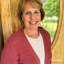 Dena Stratton's Instagram, Twitter & Facebook