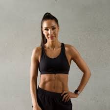 As of 2020, she is 29 years old. Kayla Itsines Kayla Itsines Twitter