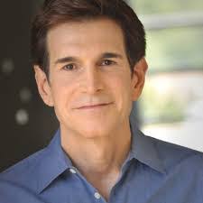 Sean Staggs's Instagram, Twitter & Facebook