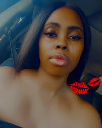 Selina Ray's Instagram, Twitter & Facebook