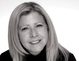 Gloria Caulfield's Instagram, Twitter & Facebook