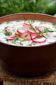 Kalte Joghurtsuppe Mit Gurke Und Radieschen Rezept Vorspeisen Rezepte Kalte Suppe Rezept Kalte Suppe
