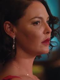 Exploring Tully Hart's Journey in Season 1 of Firefly Lane