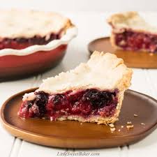 If you're using fresh blueberries, buy (or pick) berries that are plump, sweet and juicy. Easy Flaky Oil Pie Crust Little Sweet Baker