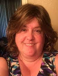 Leslie Peed's Instagram, Twitter & Facebook