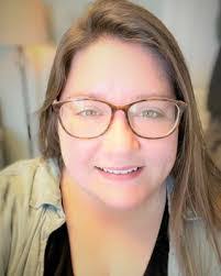 Lori Mcnulty's Instagram, Twitter & Facebook