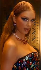 Sarah Bellis (sarahkbellis)