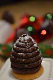 Weihnachtsgeback Mit Walnussen Und Loffelbiskuit Weihnachtsgeback Platzchen Backen Weihnachten Kuchen Und Torten
