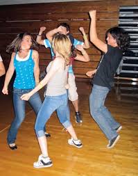 SPIRITED STUDENTS: Activities, dance build school pride before homecoming