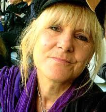 Joanne Mullen's Instagram, Twitter & Facebook