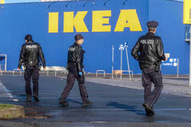 Messerangriff Bei Ikea Tater Stellt Sich Der Polizei Hamburger Abendblatt