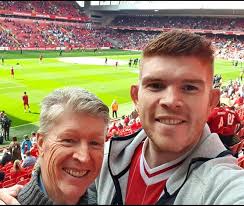 Steven Gleave is fundraising for RNLI