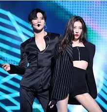 Sunmi And Taemin Mama 2017 Taemin Shinee Taemin Shinee