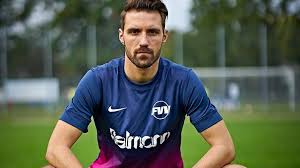Das thema homophobie im sport wurde bisher nicht entsprechend seiner offensichtlichen notwendigkeit behandelt. Mister Gay Germany Kampft Gegen Homophobie Im Fussball