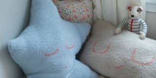 Pour ce faire, il suffit d'ouvrir un nouveau document word, en veillant à ce qu'il soit vierge. Tricoter Un Coussin En Forme D Etoile Marie Claire