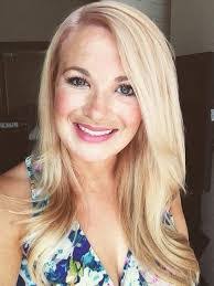 Jill Messenger's Instagram, Twitter & Facebook