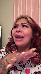 Virgotati (@virgotati)’s video of Taking Off Acrylic Nails