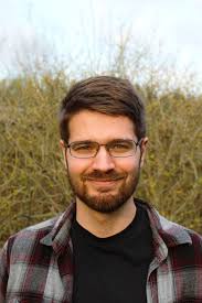 Benjamin Hess's Instagram, Twitter & Facebook