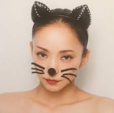 かわいい ヒゲ似合ってるし耳も似合ってる こんなにいろんなものが似合う人って安室ちゃんくらいしかいない気がする 安室奈美恵 何でも 似合うって 羨ましい かわいい 大好き 奈美恵 安室 奈美恵 安室