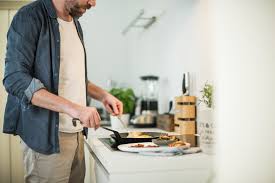 Start your day off with our classic eggs benedict, a healthy omelette with egg whites or a vegan treat…who knew healthy tastes so good. Healthy Meals Avoid These 7 Mistakes At Dinner