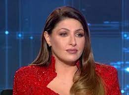 Η έλενα παπαρίζου είναι μία εκ των κριτών στο «voice» και στο επεισόδιο της πέμπτης, εμφανίστηκε με καυτό σορτσάκι, προκαλώντας ντελίριο ενθουσιασμού στον ανδρικό πληθυσμό. 4kqt74isnvbnvm