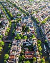 Topraklarının çok büyük bir kısmı batı avrupa'dadır. Wannaworld On Twitter Amsterdam City Amsterdam Travel Amsterdam Photography