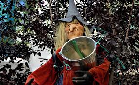 Vamos a hacer un ritual para hacerlo si es posible a las doce de la noche. La Noche Mas Corta Del Ano En La Alpujarra San Juan Los Ritos Y Las Leyendas Ideal