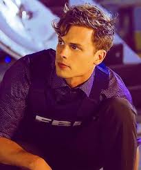 Helpful Hints For Keeping Stress Away And Your Mind Calm Farmer Life Matthew Gray Gubler Matthew Gray Spencer Reid