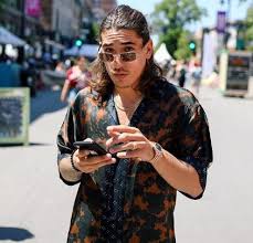 Hector bellerin was snapped wearing an interesting outfit at london fashion week on sunday. Style Icon Hector Bellerin Mainline Menswear Blog Uk