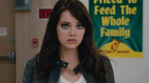 In the introduction, columbus (jesse eisenberg) says that zombies are evolving, and that he, tallahassee (woody harrelson), wichita (emma stone) and little rock (abigail breslin) have given each new zombie type a name. Cinedicion Emma Stone En Zombieland 2009 Vs Emma Stone Facebook