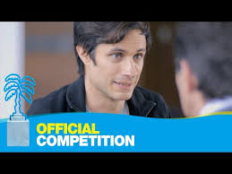 Trailer: Gael Garcia Bernal in Political Drama Series 'Aqui en la Tierra'