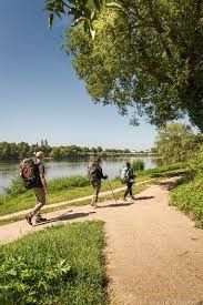 GR3 : randonnez au fil de la Loire et des châteaux de la Loire !