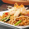 Tonton juga cara buat nasi goreng. Resep Mi Tek Tek Goreng Makan Pakai Acar Dan Kerupuk Merah