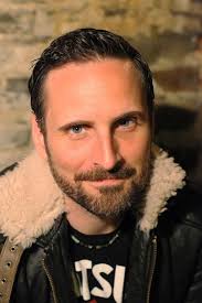 Sean Gordon Murphy (Person)