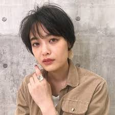 忙しい女性の味方 宮城舞の髪型 でハンサム女子に イケメン 色っぽが今の気分 bangs バングス ショートのヘアスタイル ヘアスタイリング 髪型
