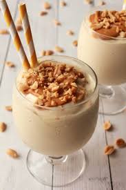 10 delicious vegan milkshake recipes. Veganer Erdnussbutter Milchshake Loving It Vegan Spanishflowersrestaurant