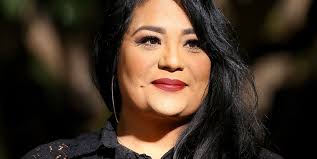 Late singer selena quintanilla is finally getting a star on the hollywood walk of fame. Where Is Suzette Quintanilla Now How Selena S Sister Pays Tribute To Her