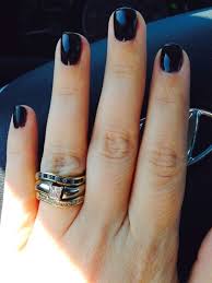 Black acrylics run the gamut from ultra minimal tips to glitzy glitter and rhinestones. Short Black Gel Nails Black Gel Nails Short Gel Nails In 2021 Black Gel Nails Short Gel Nails Sculptured Nails