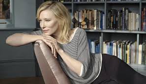 You may know the academy award winner from movies. Ø§Ù„Ù†Ø¬Ù…Ø© ÙƒÙŠØª Ø¨Ù„Ø§Ù†Ø´ÙŠØª ØªÙ‚Ø¯Ù… Ù‡Ø¯ÙŠØ© Ø®Ø§ØµØ© Ù„Ø³Ø§Ø¦Ù‚ ØªØ§ÙƒØ³ÙŠ