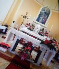 Non abbiamo limiti di distanza per realizzare i nostri addobbi per le chiese. Fiori Per La Cresima