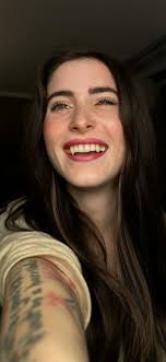 I can be naked all day and night 🤭