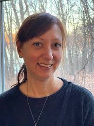 Karen Fetzer's Instagram, Twitter & Facebook