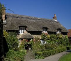 Le Syndrome The Holiday Envie D Un Cottage En Angleterre Cottages Anglais Chalet De Campagne Style Campagne Anglaise
