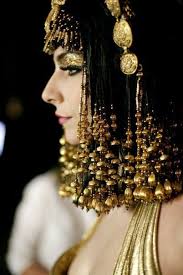 Test What Era Do You Belong To Egyptian Hairstyles Egyptian Fashion Hair Beads