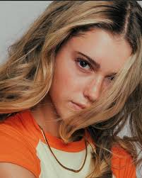 Ella Smith (@ellaaaa.s) · Instagram photos and Reels